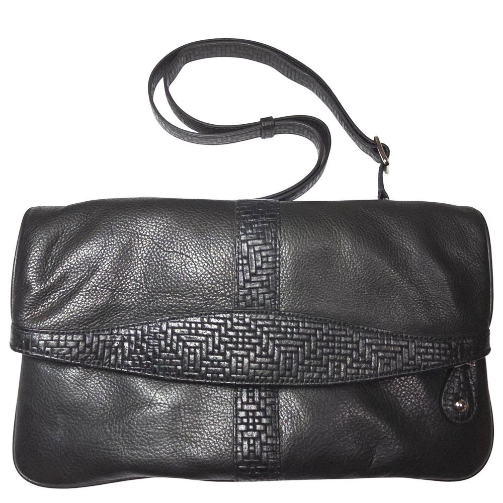 Y2K LEVENGER Black Pebble Leather Crossbody Purse Bag Adjustable Strap Fold Over
